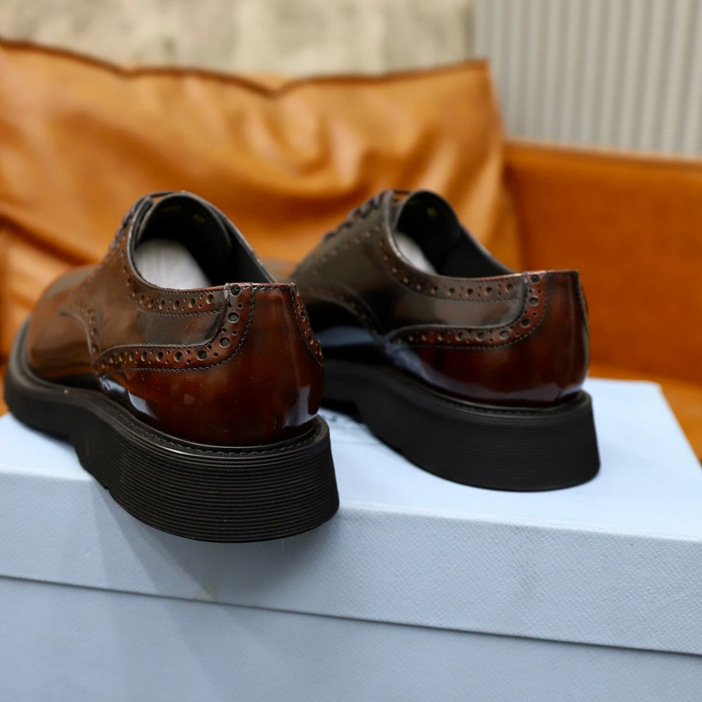 Prada Men's Dress Shoes - Style 425656