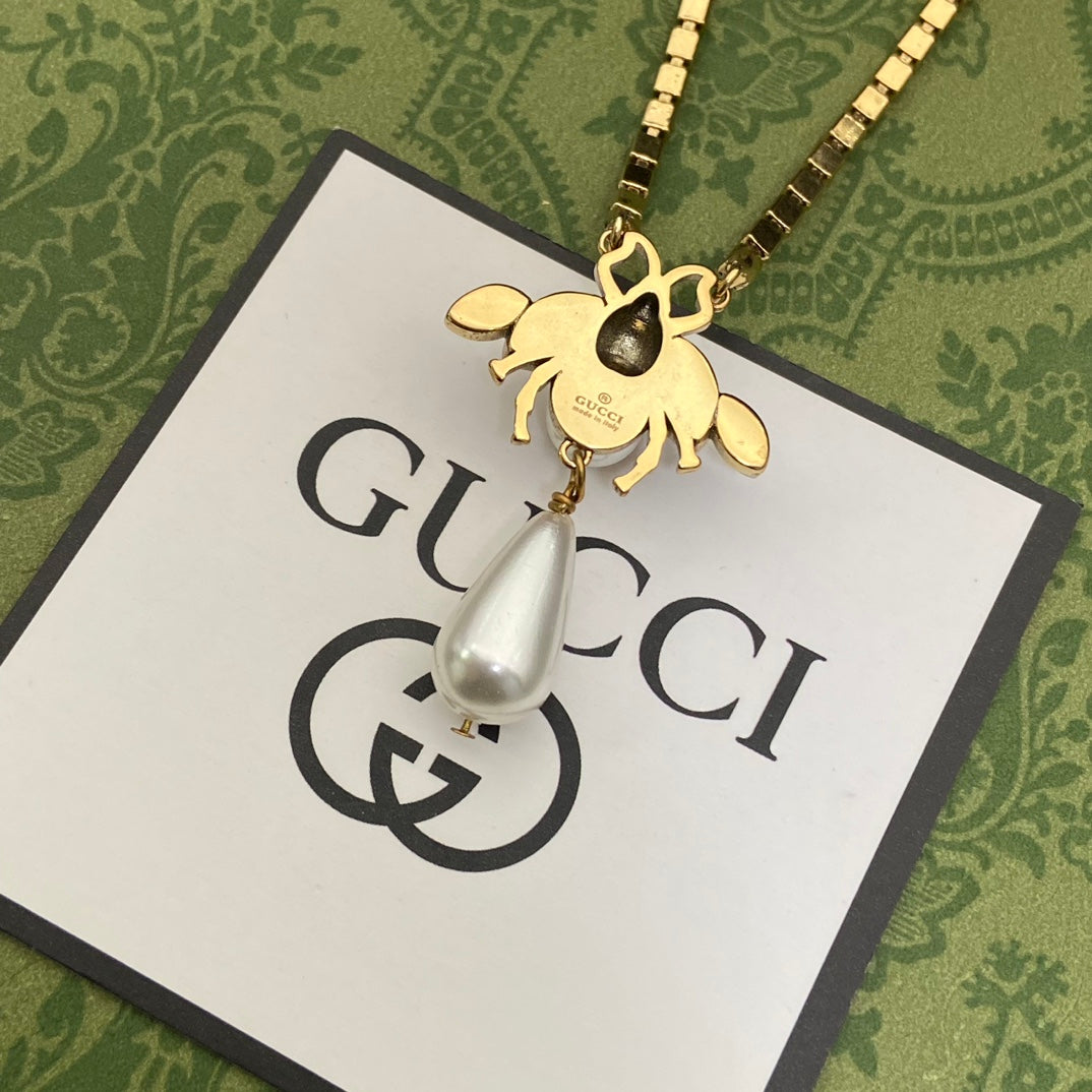 GUCCI Pearl Pendant Necklace