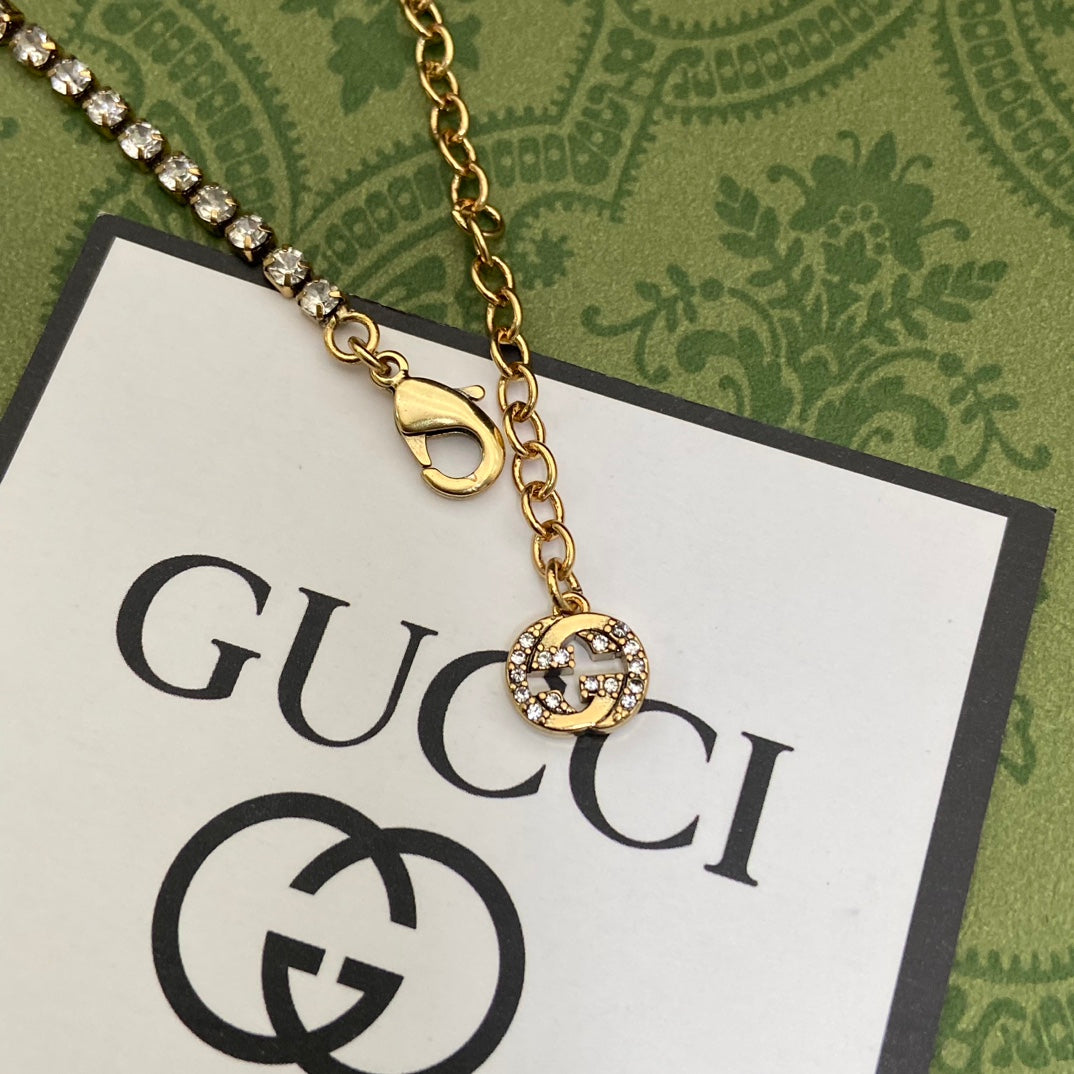 GUCCI Pearl Pendant Necklace