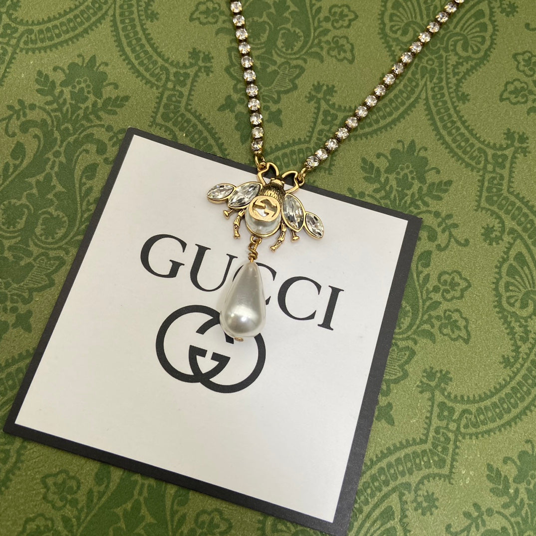 GUCCI Pearl Pendant Necklace