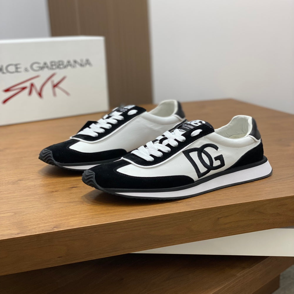 💰210••新品••Dolce&Gabbana••DG✔️高端男士运动•休闲鞋。顶级专柜原单货。 原版进口牛皮 多种材质拼接设计➕进口牛皮内里 牛皮垫脚➕原版TPR弹力大底。 Size：39-44（38、45定制） #379908 - image 3
