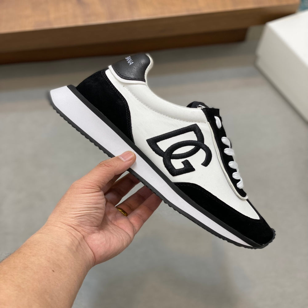 💰210••新品••Dolce&Gabbana••DG✔️高端男士运动•休闲鞋。顶级专柜原单货。 原版进口牛皮 多种材质拼接设计➕进口牛皮内里 牛皮垫脚➕原版TPR弹力大底。 Size：39-44（38、45定制） #379908 - image 4
