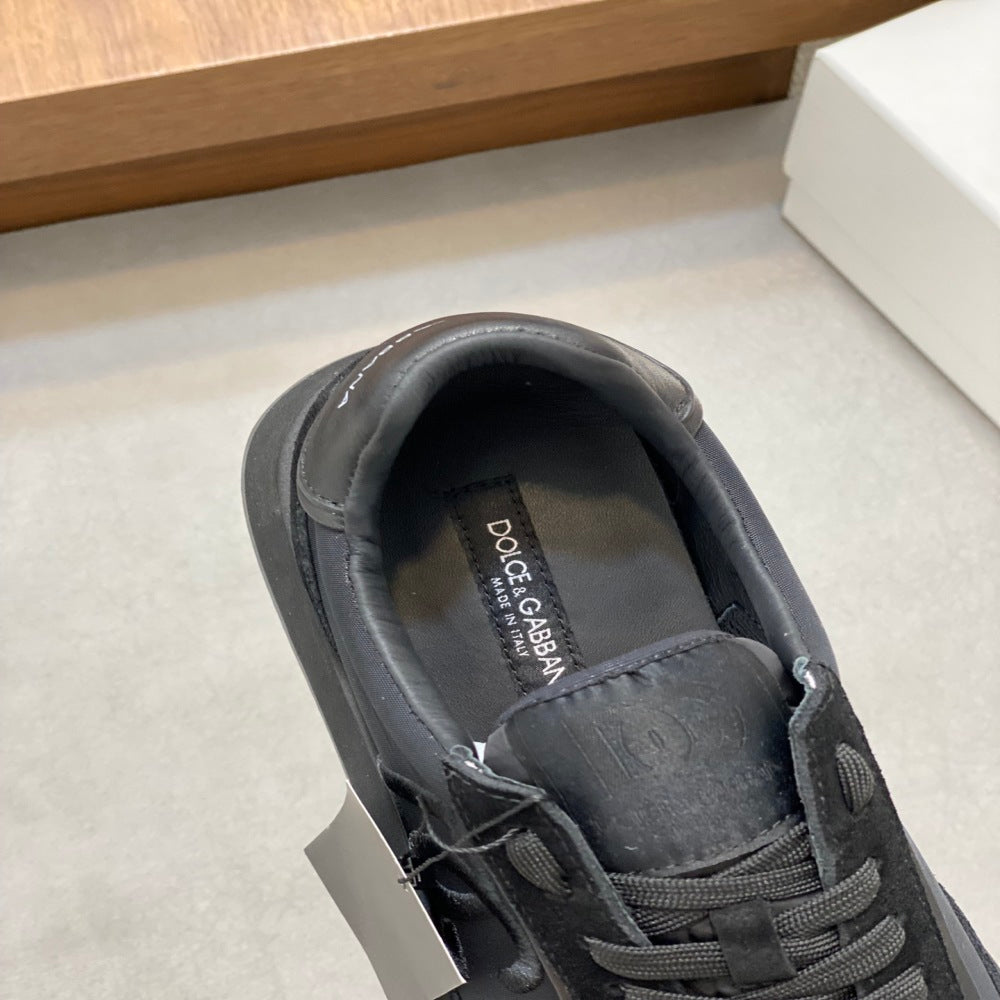 💰210••新品••Dolce&Gabbana••DG✔️高端男士运动•休闲鞋。顶级专柜原单货。 原版进口牛皮 多种材质拼接设计➕进口牛皮内里 牛皮垫脚➕原版TPR弹力大底。 Size：39-44（38、45定制） #379907 - image 7