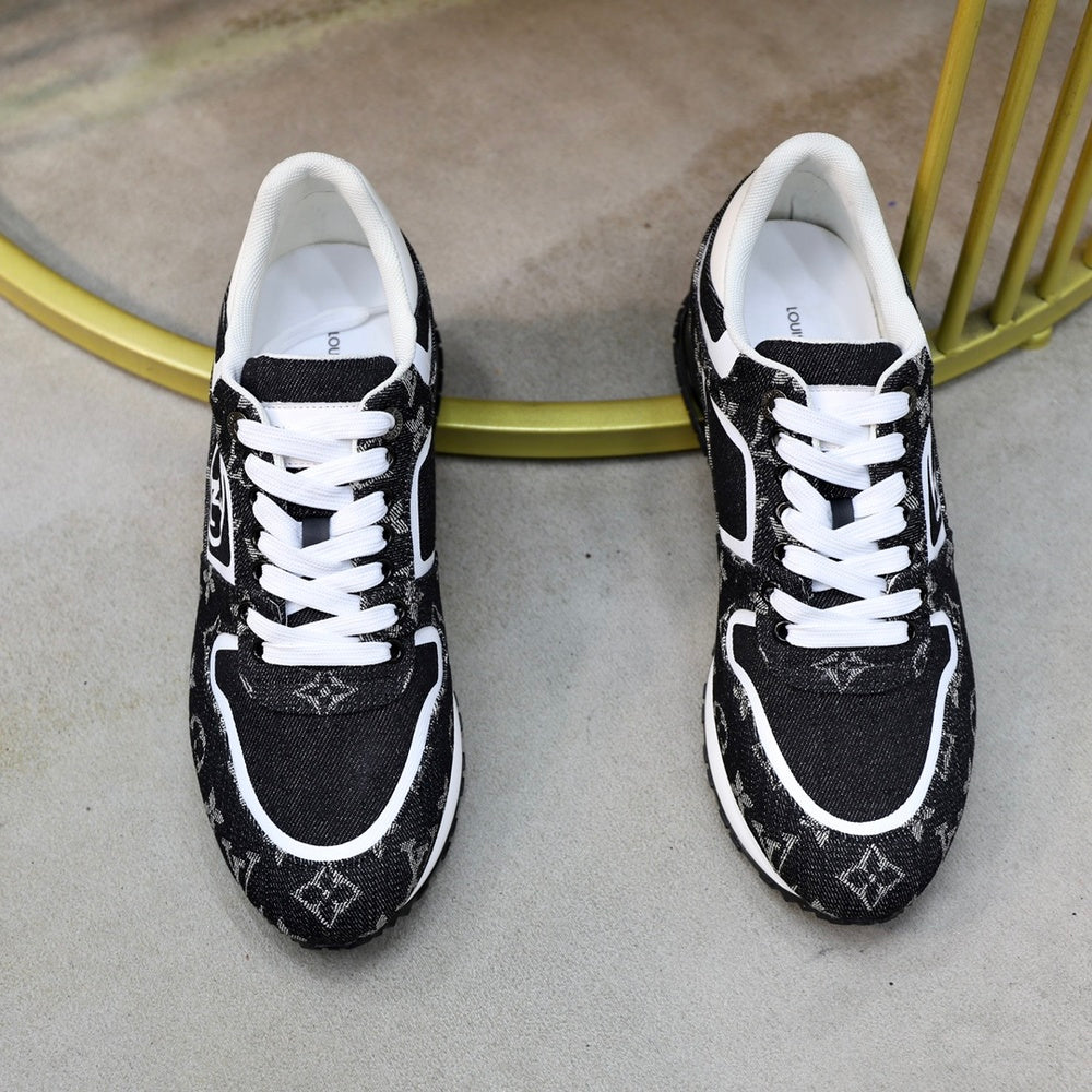 Designer Men's Sneakers - Style 425652