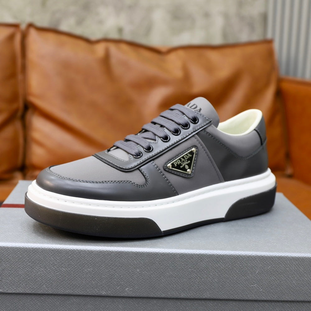 Prada Men's Shoes - Style 425422