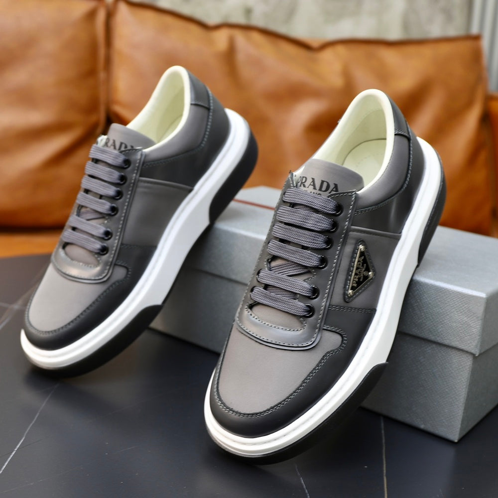 Prada Men's Shoes - Style 425422