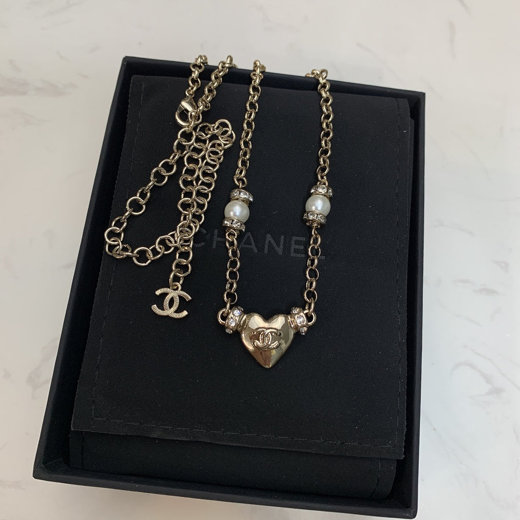 CHANEL Necklace