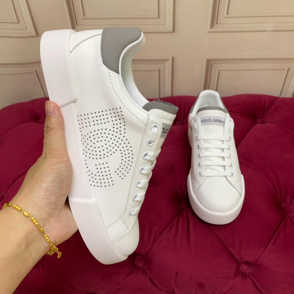 男2高端版本 高质量 品牌大底DOLCE & GABBANA 2024新款 高端质量 独家精工定制上市 品牌字母工艺点缀绝美奢华闪耀 精湛的做工 众多人至爱采用高端进口丝绸牛皮 羊里 完美诠释鞋履最新灵感 经典与时尚融为一体奢华迷梦驾凌时尚高端品质 码数男38-4标准码数p190 #383856 - image 5