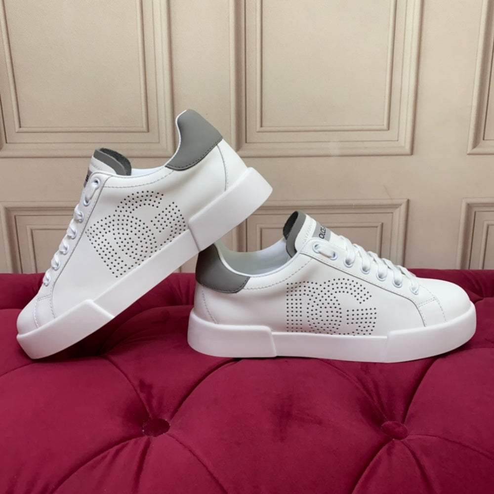 男2高端版本 高质量 品牌大底DOLCE & GABBANA 2024新款 高端质量 独家精工定制上市 品牌字母工艺点缀绝美奢华闪耀 精湛的做工 众多人至爱采用高端进口丝绸牛皮 羊里 完美诠释鞋履最新灵感 经典与时尚融为一体奢华迷梦驾凌时尚高端品质 码数男38-4标准码数p190 #383856 - image 7