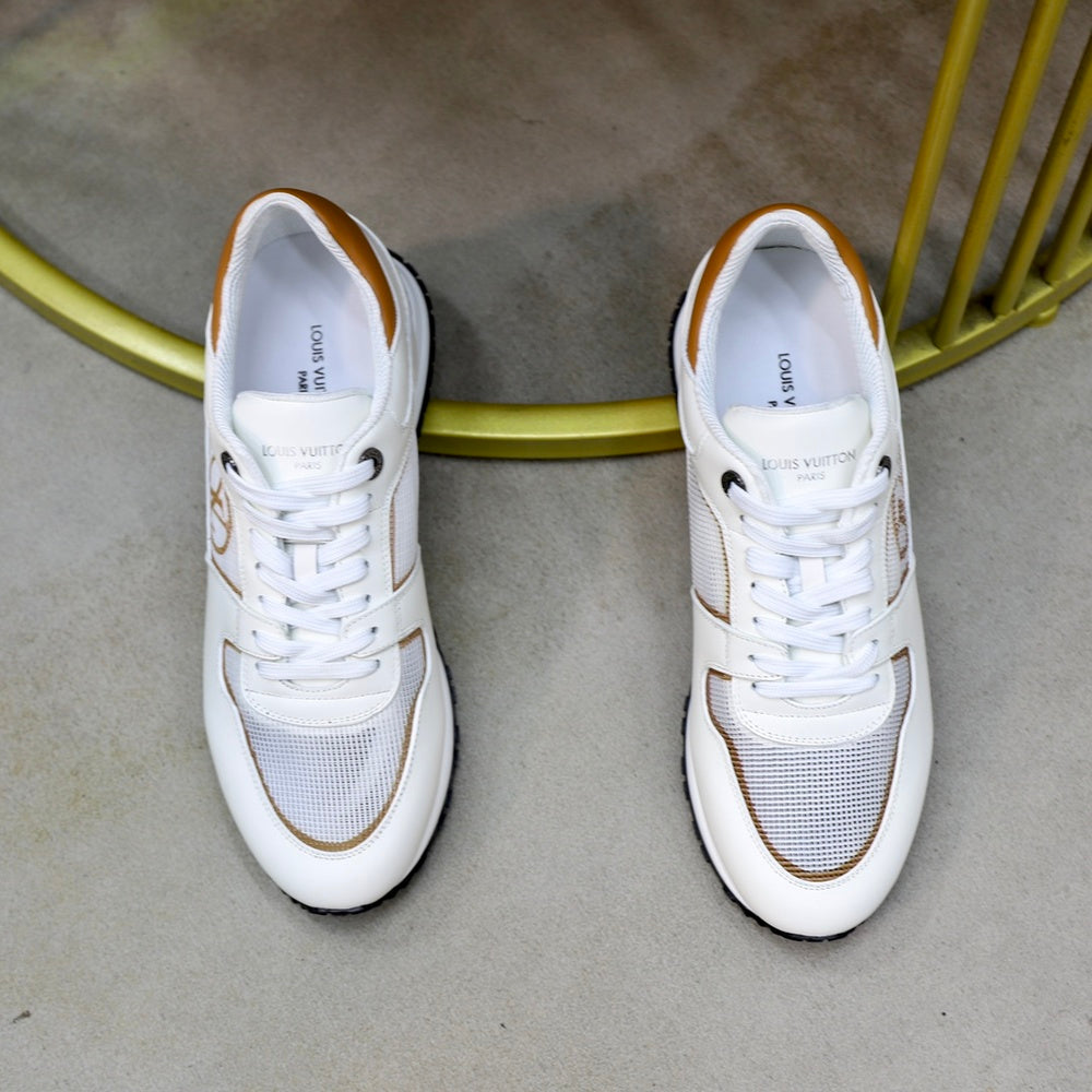 Louis Vuitton Men's Sneakers - Style 428453