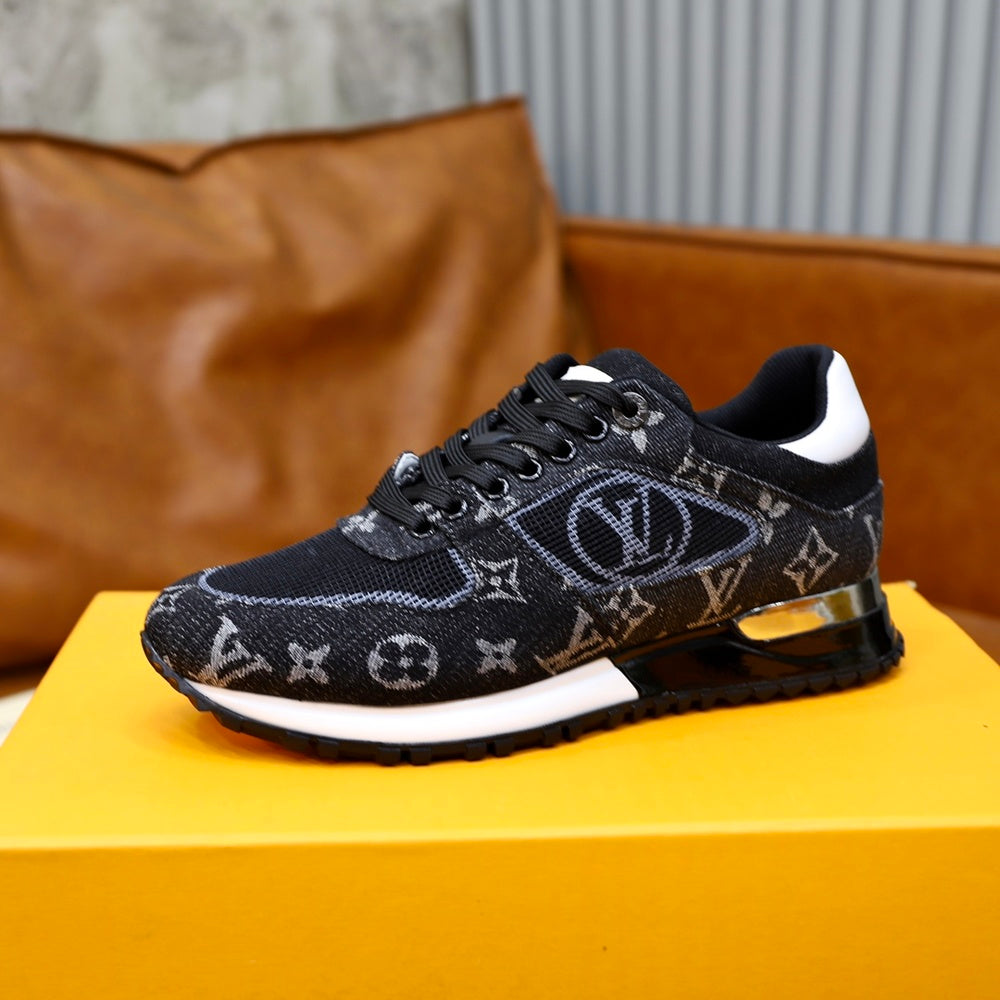 Louis Vuitton Men's Sneakers - Style 428455