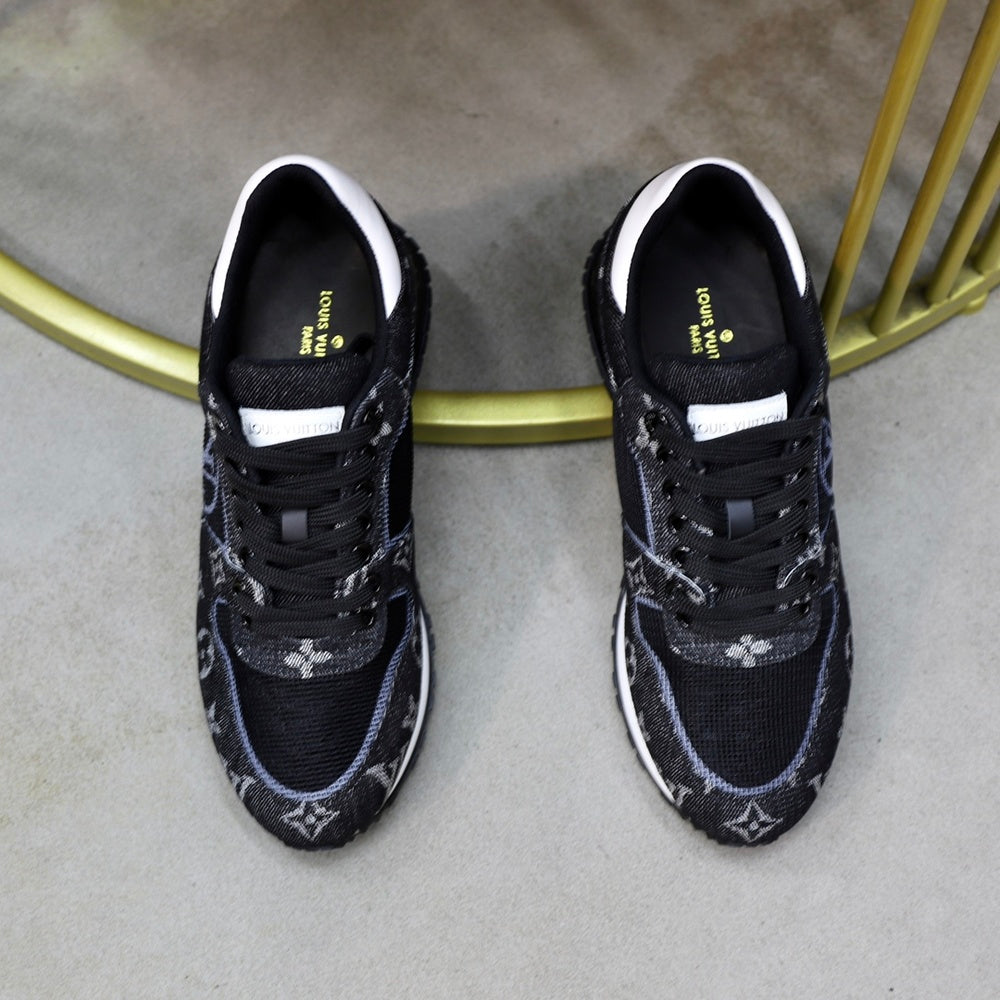 Louis Vuitton Men's Sneakers - Style 428455