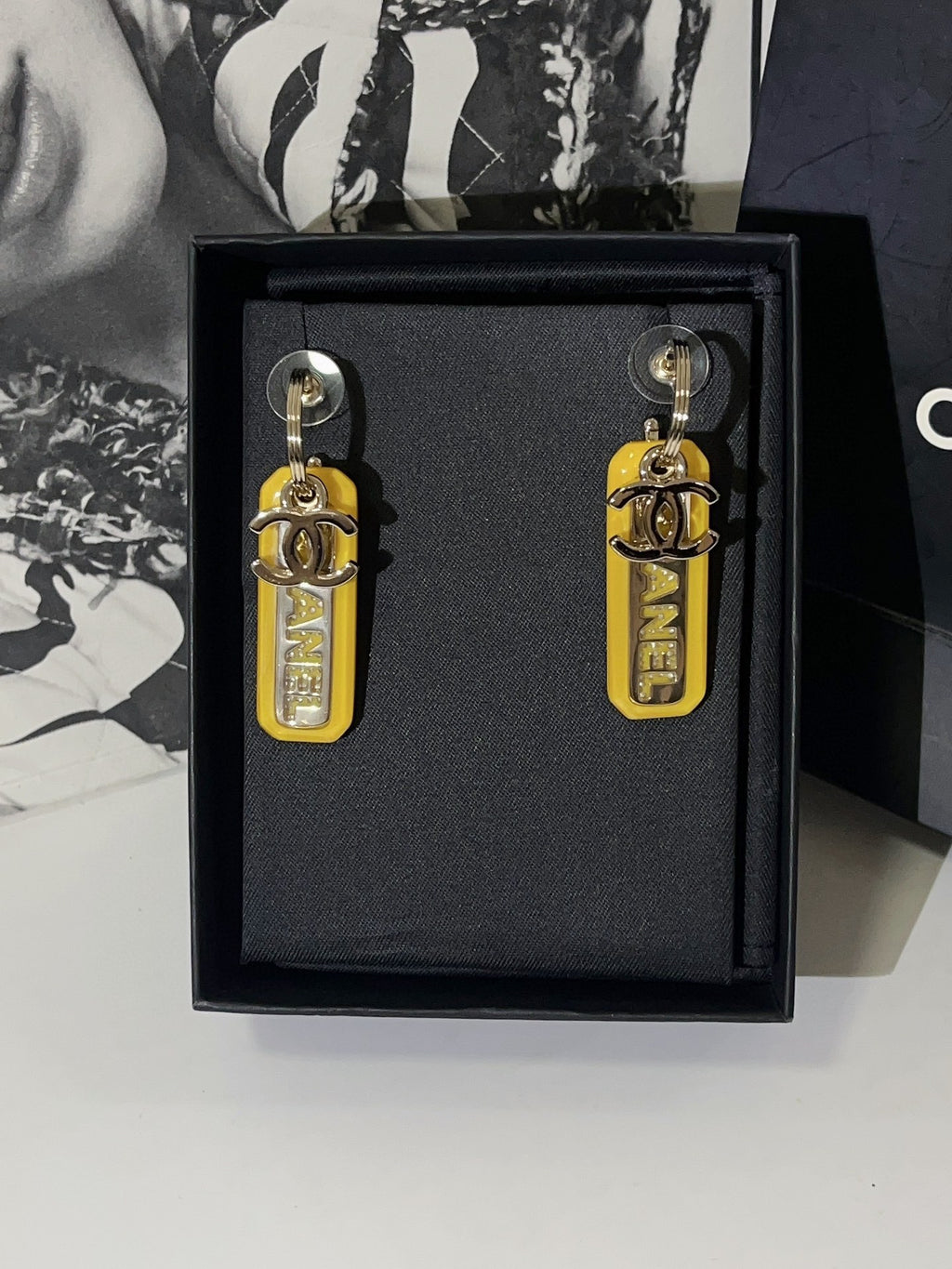 CHANEL Crystal Earrings