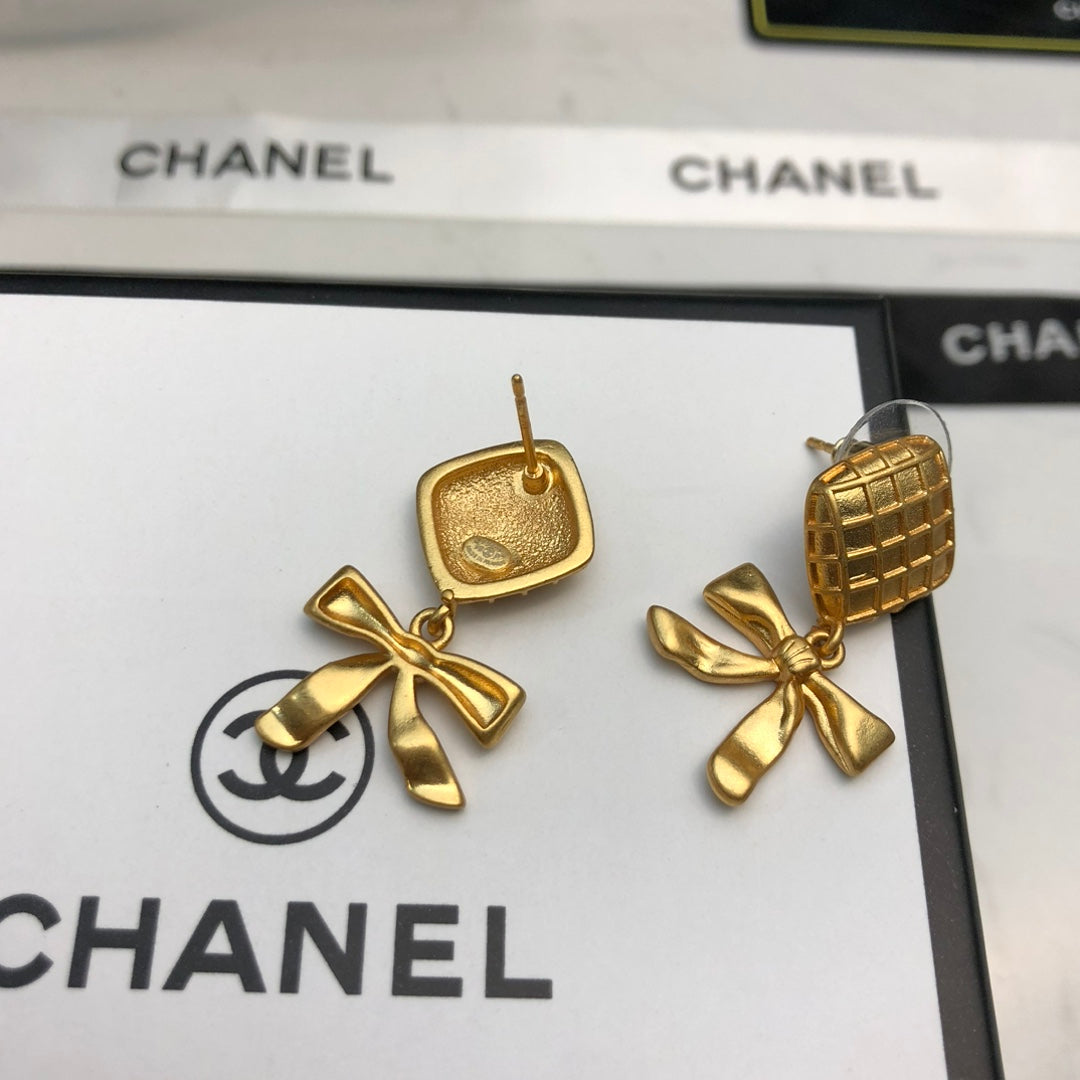 CHANEL Vintage Earrings