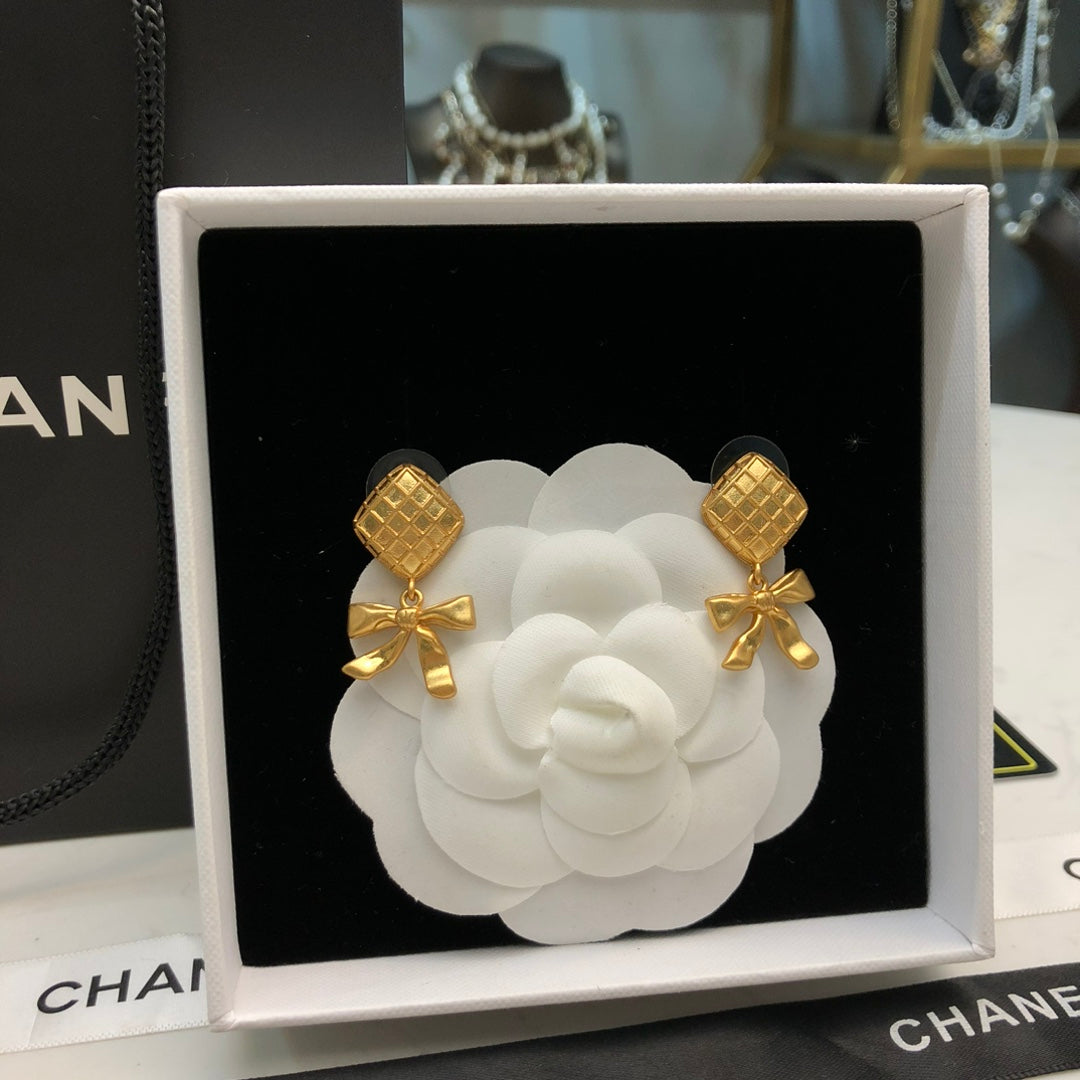 CHANEL Vintage Earrings