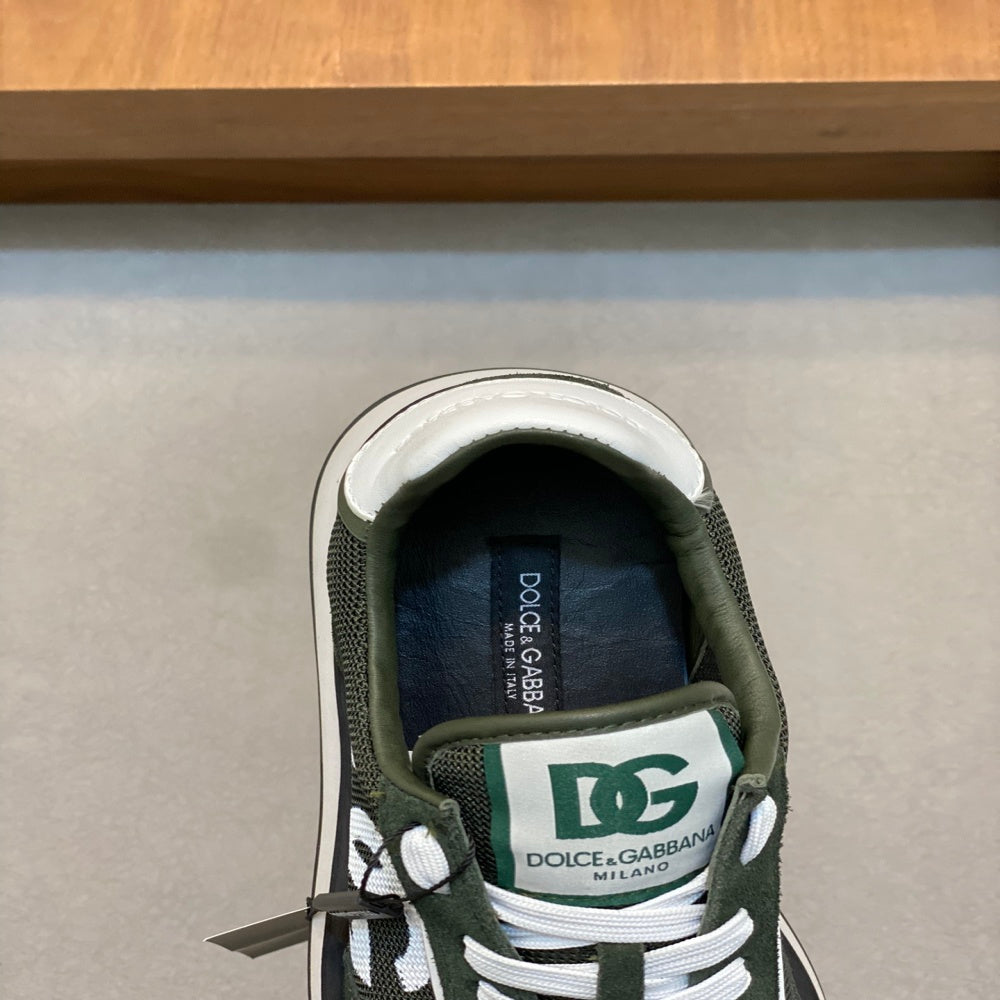 💰220••新品••Dolce&Gabbana••DG✔️高端男士运动•休闲鞋。顶级专柜原单货。 原版进口牛皮 多种材质拼接设计➕进口牛皮内里 牛皮垫脚➕原版TPR弹力大底。 Size：39-44（38、45定制） #379914 - image 7