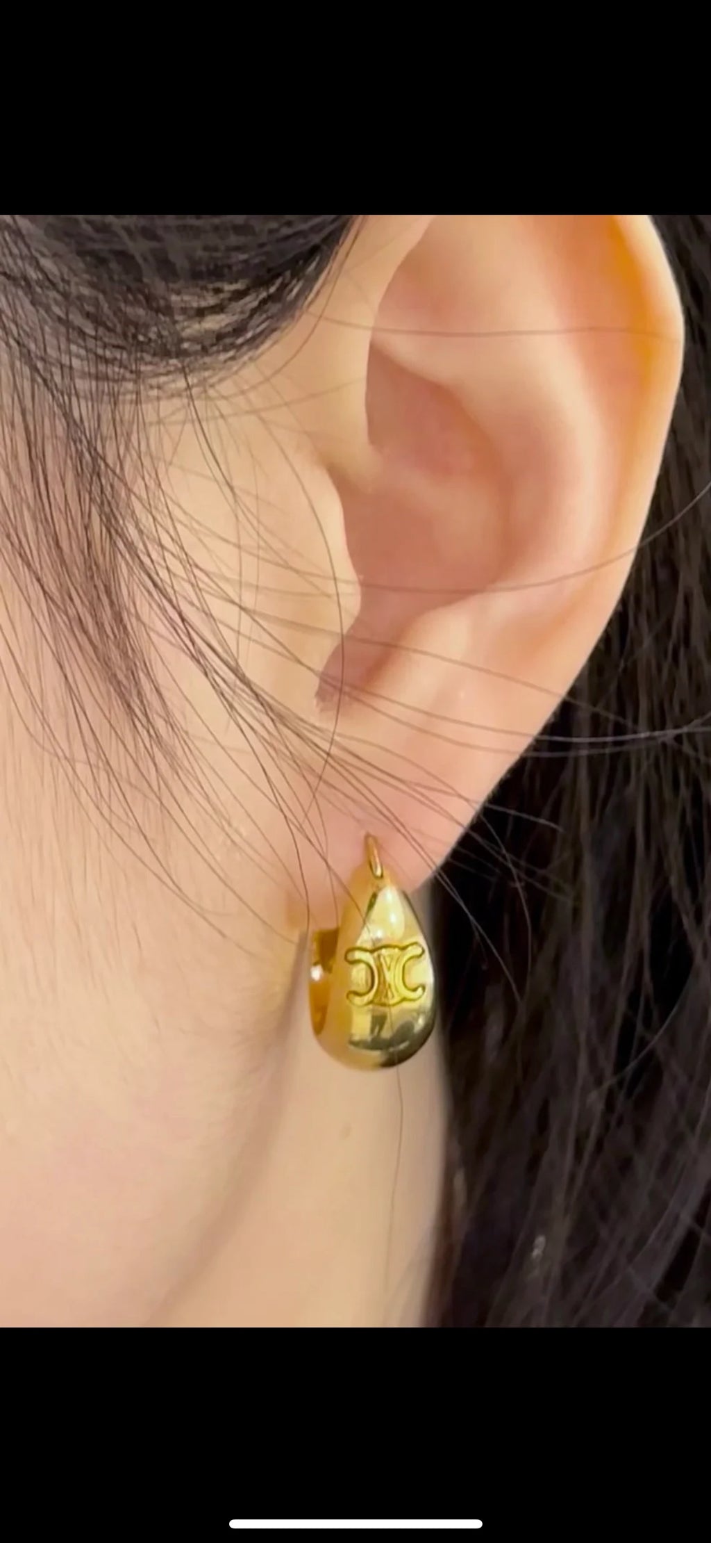 CELINE Earrings