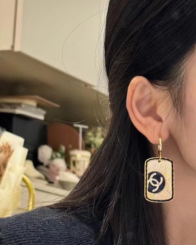 CHANEL Double-C Vintage Earrings