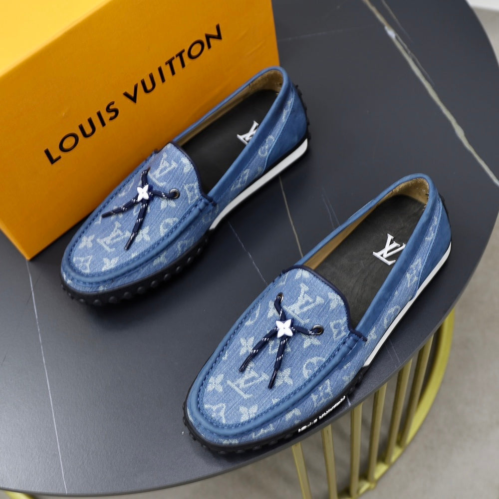 Louis Vuitton Men's Dress Shoes - Style 426550