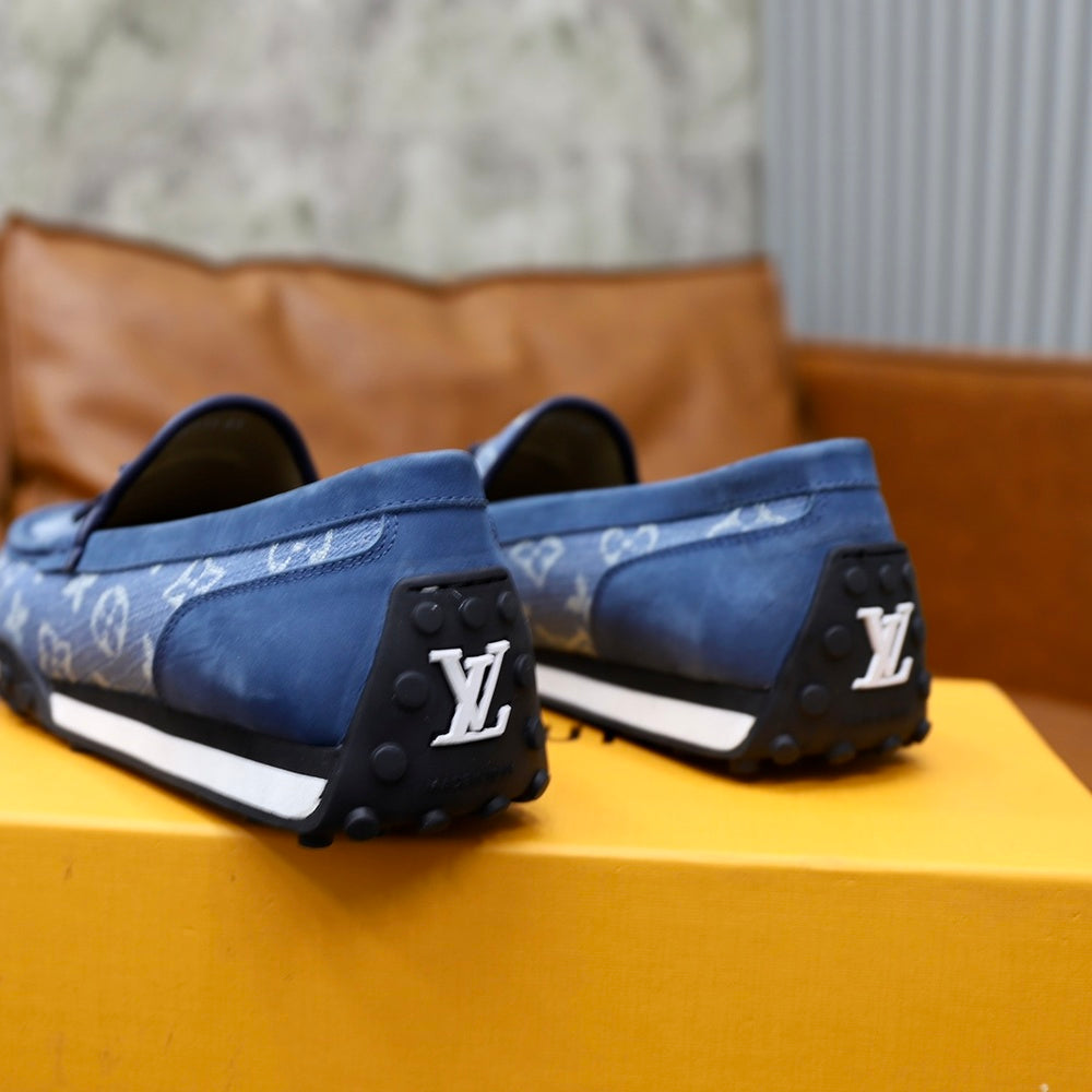 Louis Vuitton Men's Dress Shoes - Style 426550