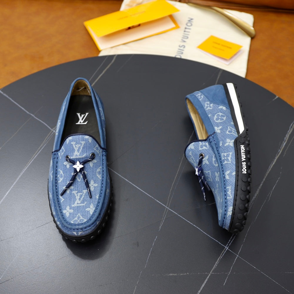Louis Vuitton Men's Dress Shoes - Style 426550