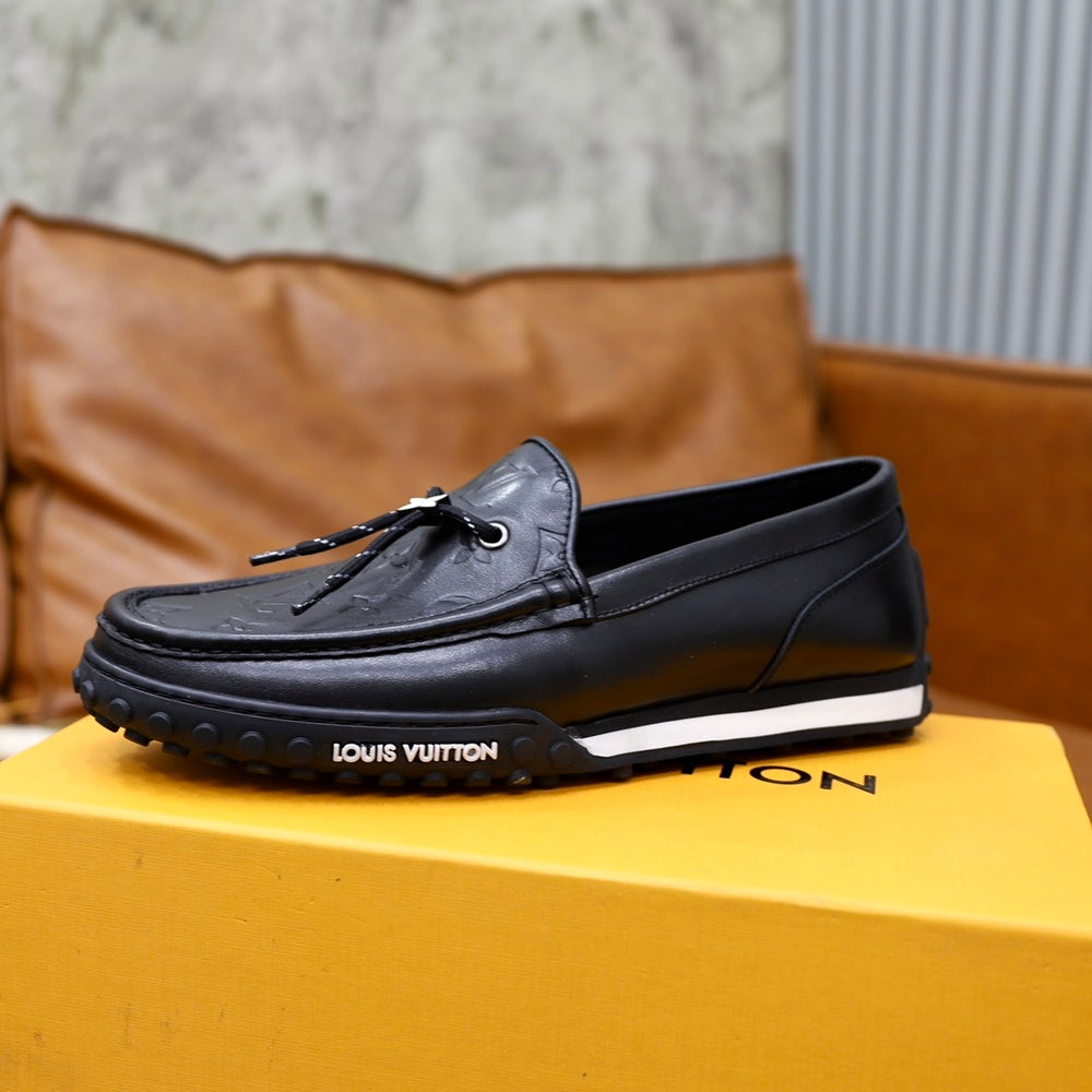 Louis Vuitton Men's Dress Shoes - Style 426548