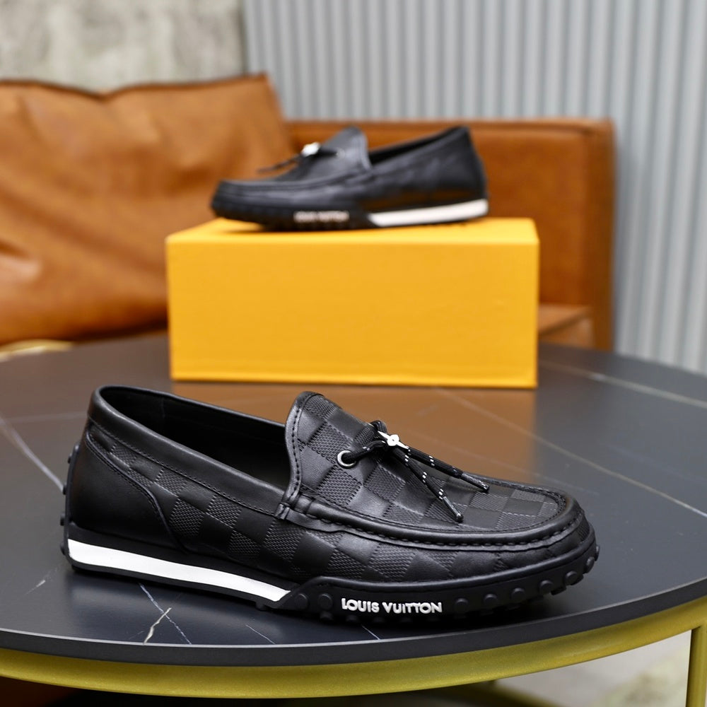 Louis Vuitton Men's Dress Shoes - Style 426548