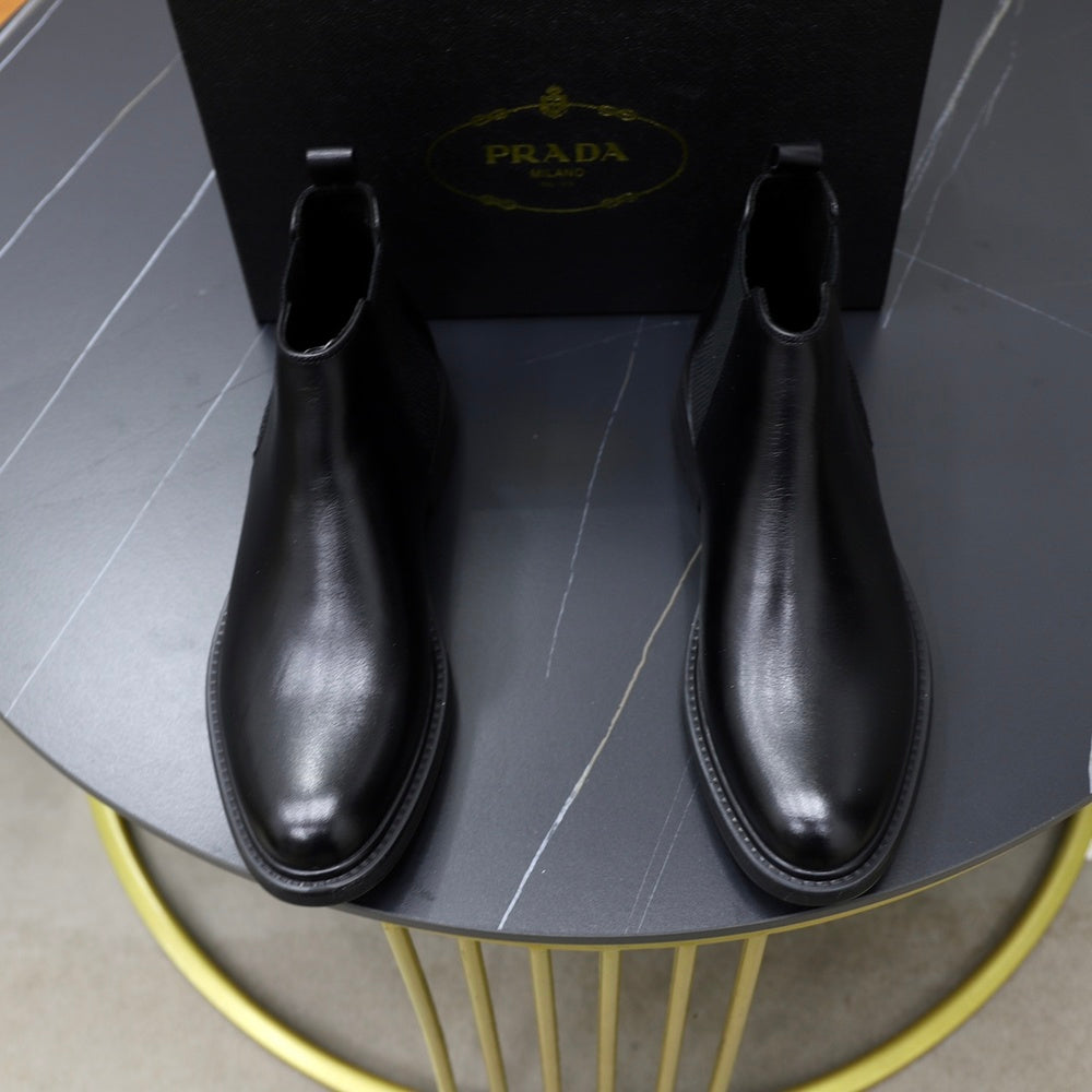 Prada Men's Dress Shoes - Style 425605