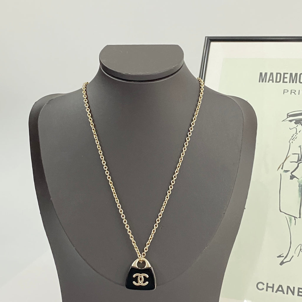 CHANEL Necklace