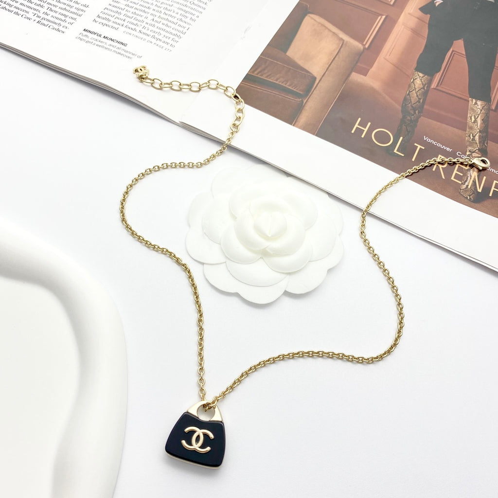 CHANEL Necklace