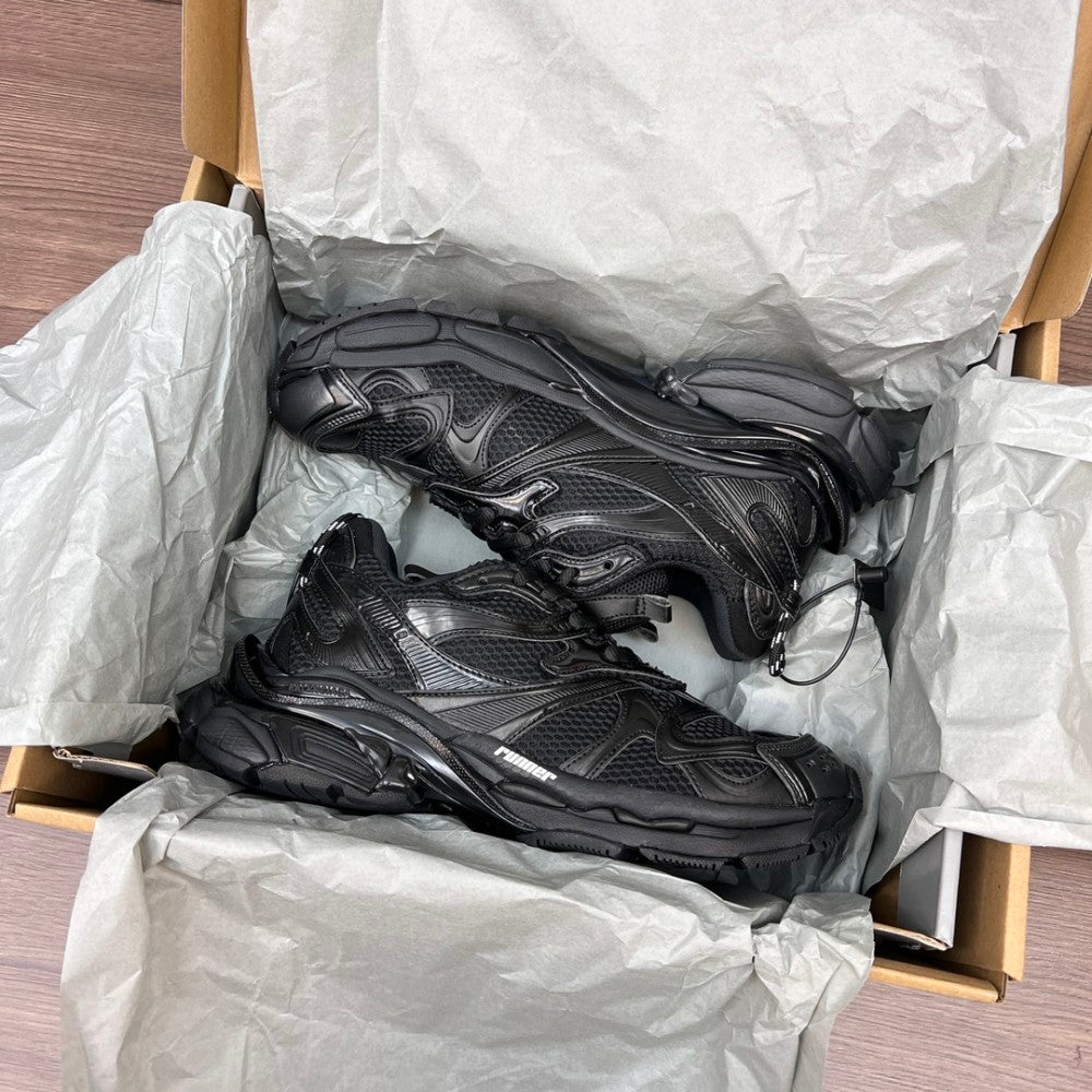Balenciaga Runner 2.0 7th Sneaker #02 - Color 01 - Image 5