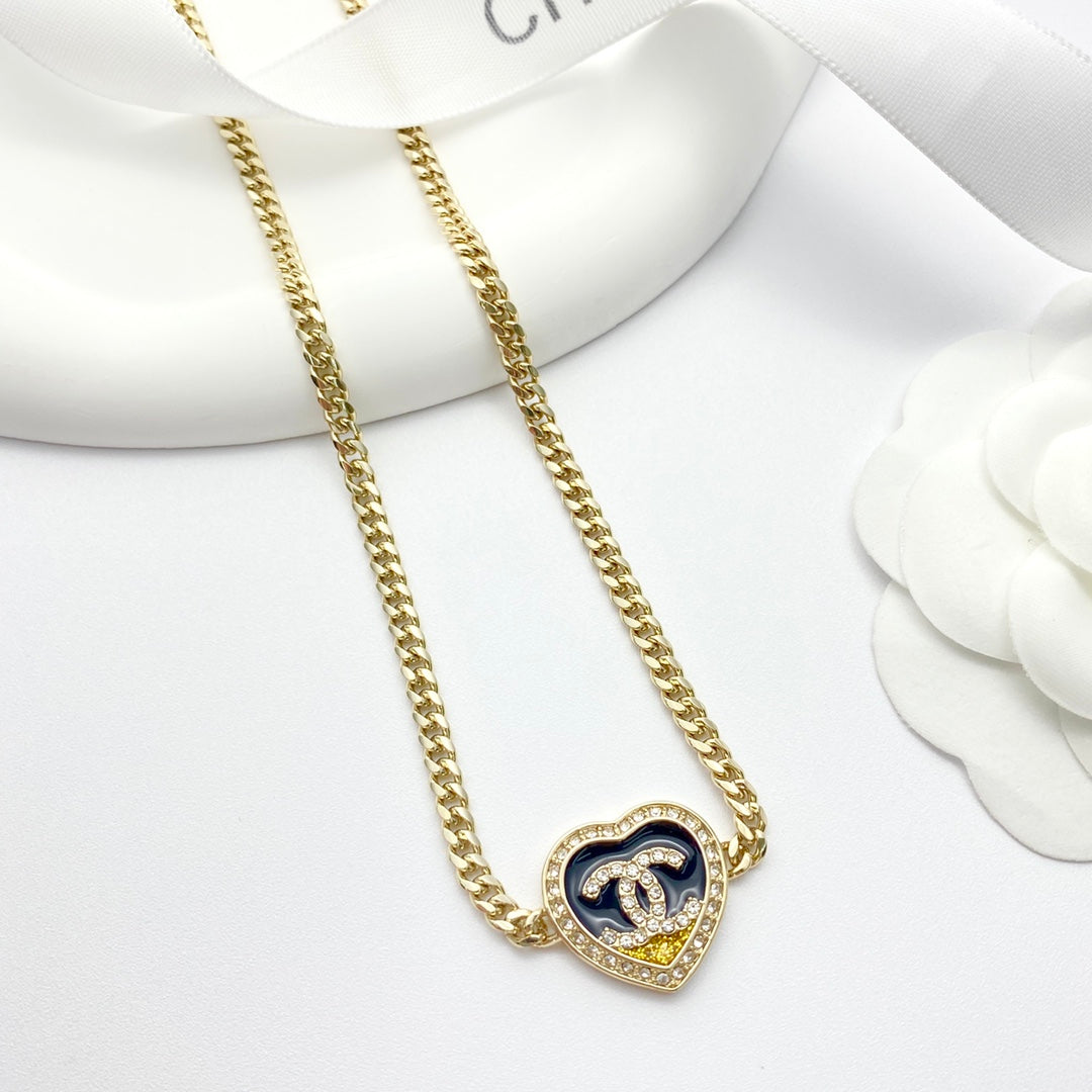 CHANEL Vintage Necklace