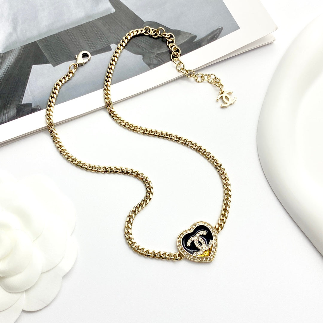 CHANEL Vintage Necklace