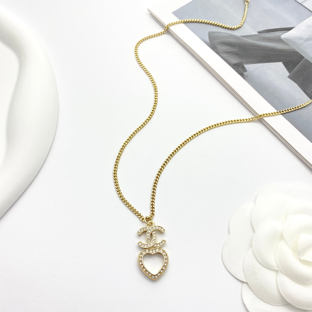 CHANEL Vintage Necklace