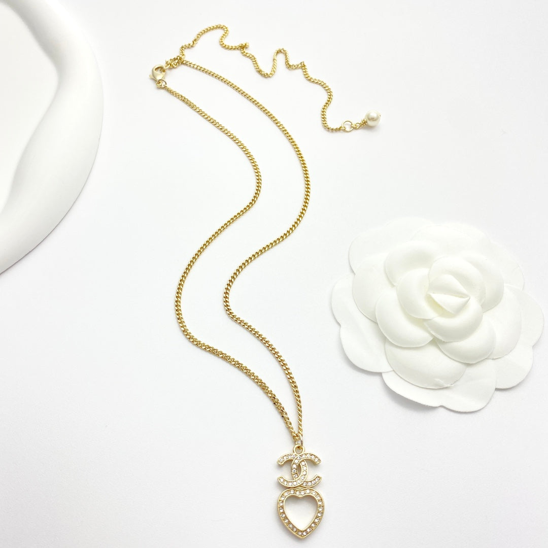 CHANEL Vintage Necklace