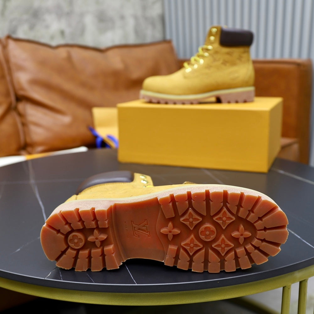 Louis Vuitton Unisex Sneakers - Style 425476