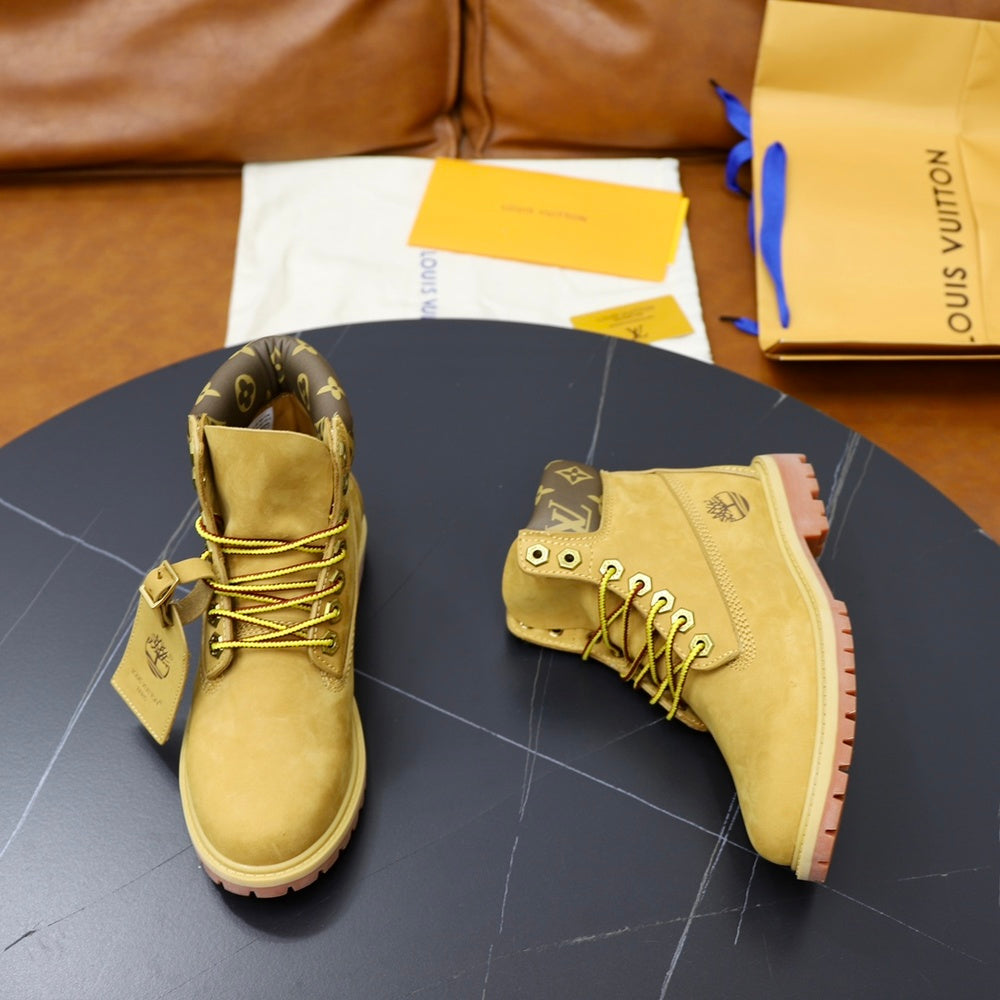 Louis Vuitton Unisex Sneakers - Style 425476
