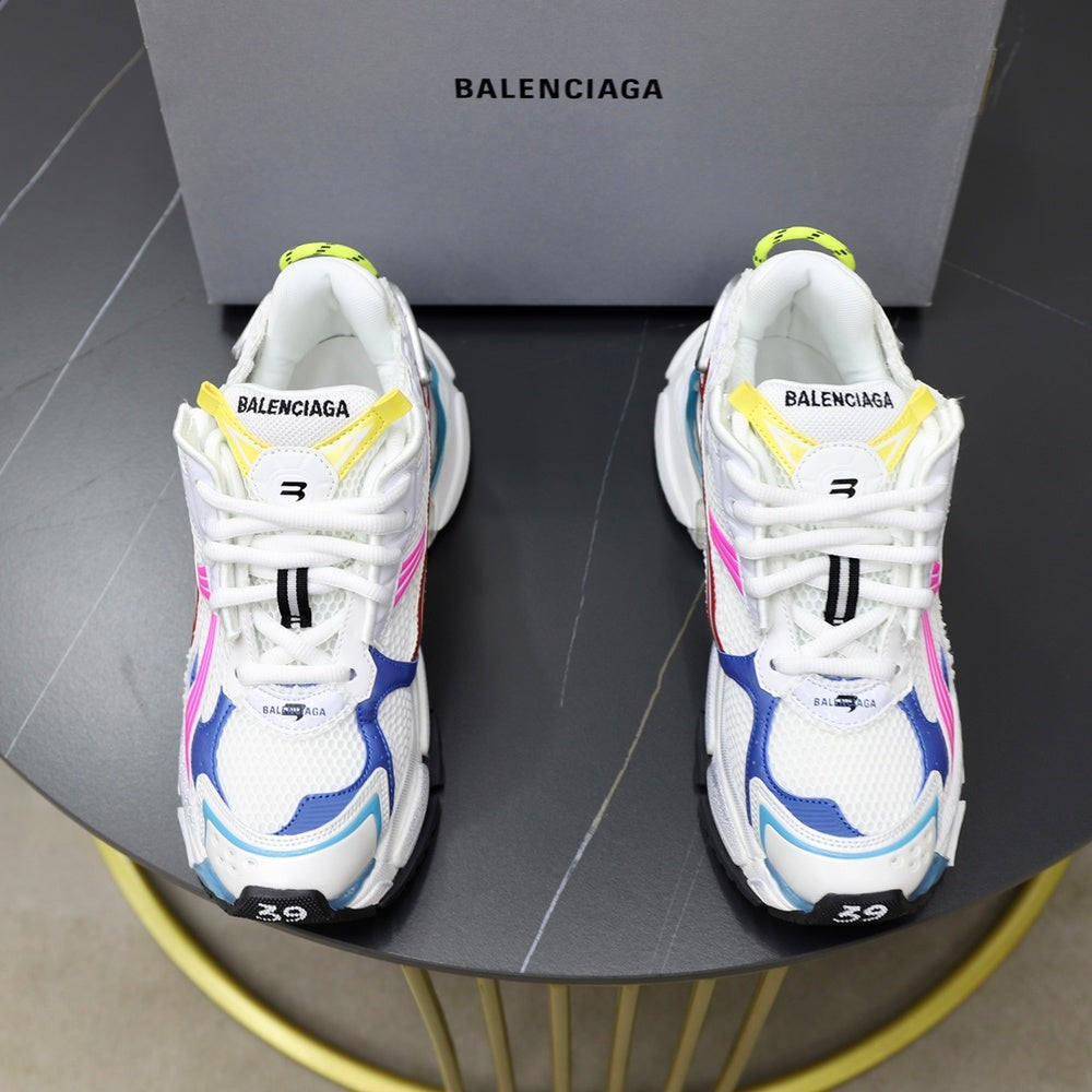 Balenciaga Men's Sneakers - Style 426895