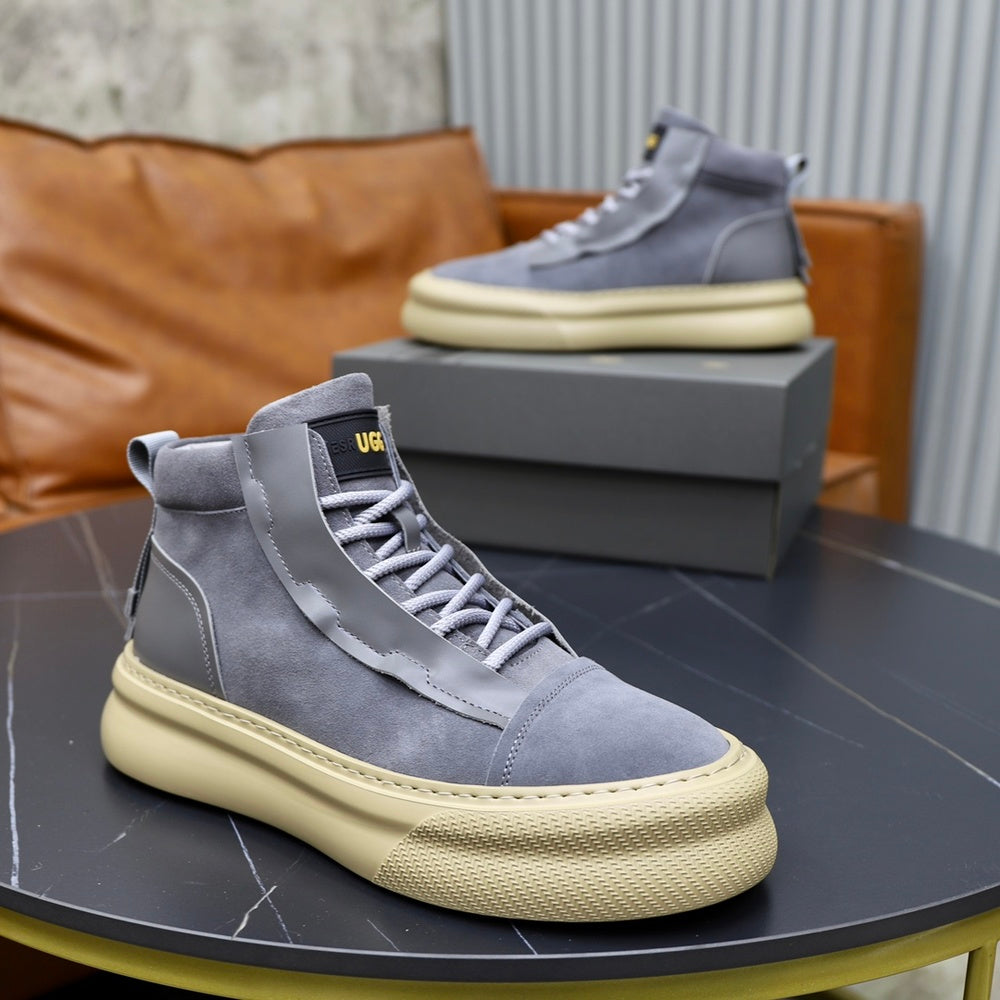Designer Men's Sneakers - Style 428323