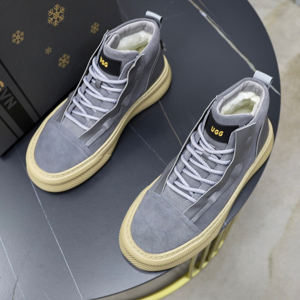 Designer Men's Sneakers - Style 428323