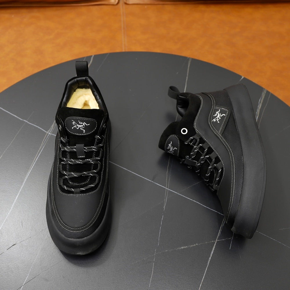 Designer Men's Sneakers - Style 428326