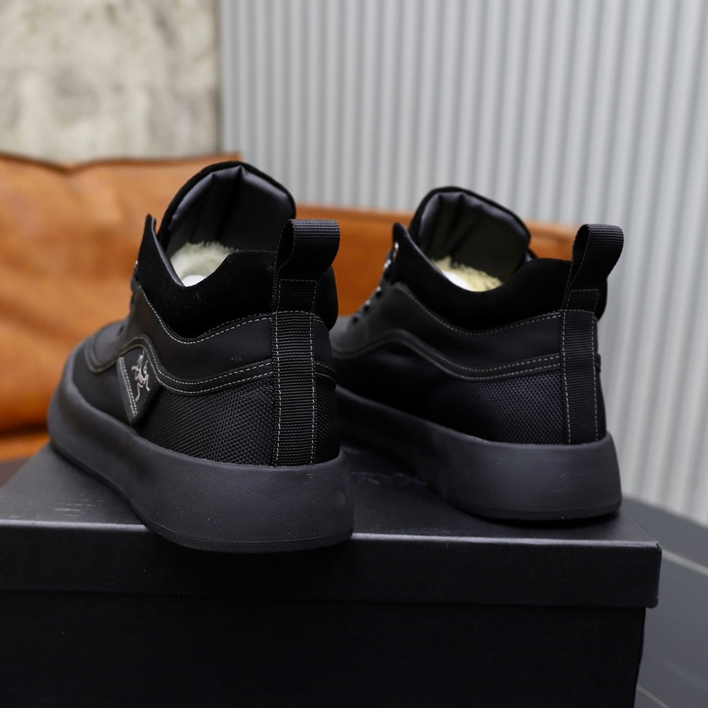 Designer Men's Sneakers - Style 428326