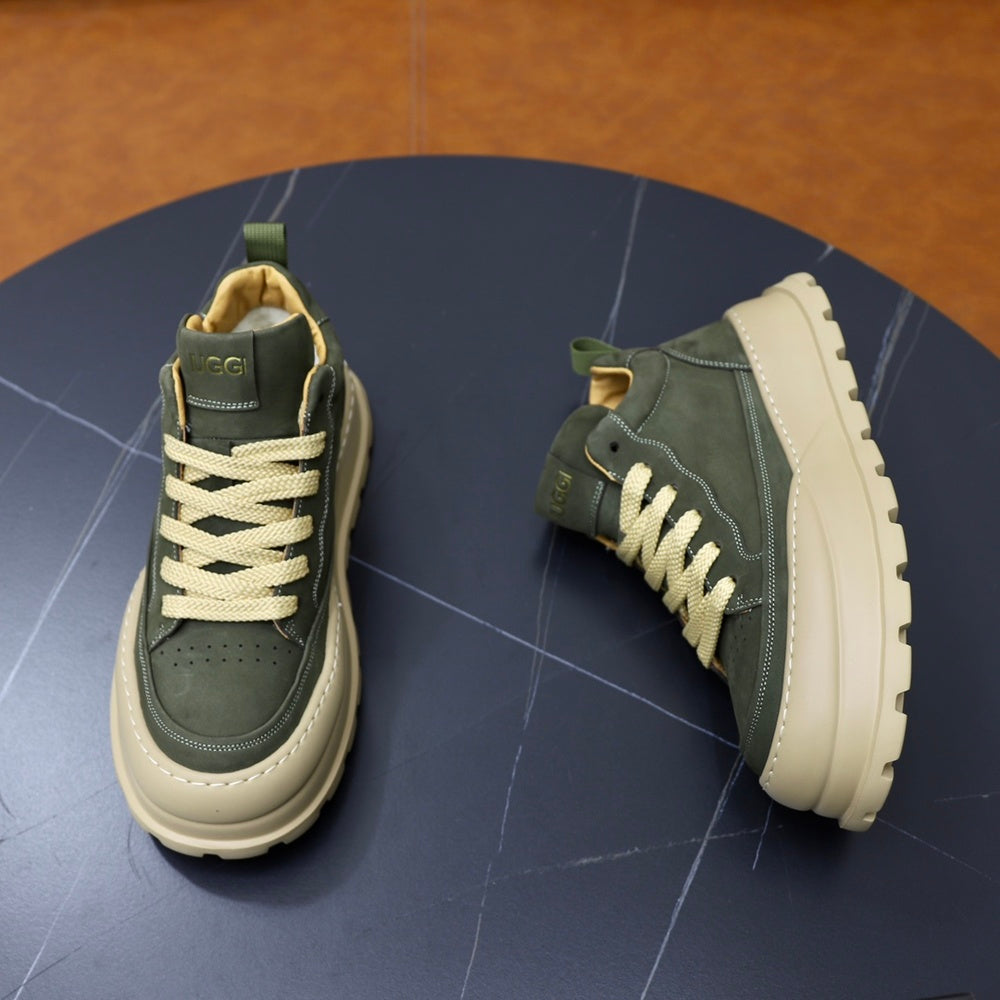 Designer Men's Sneakers - Style 425829