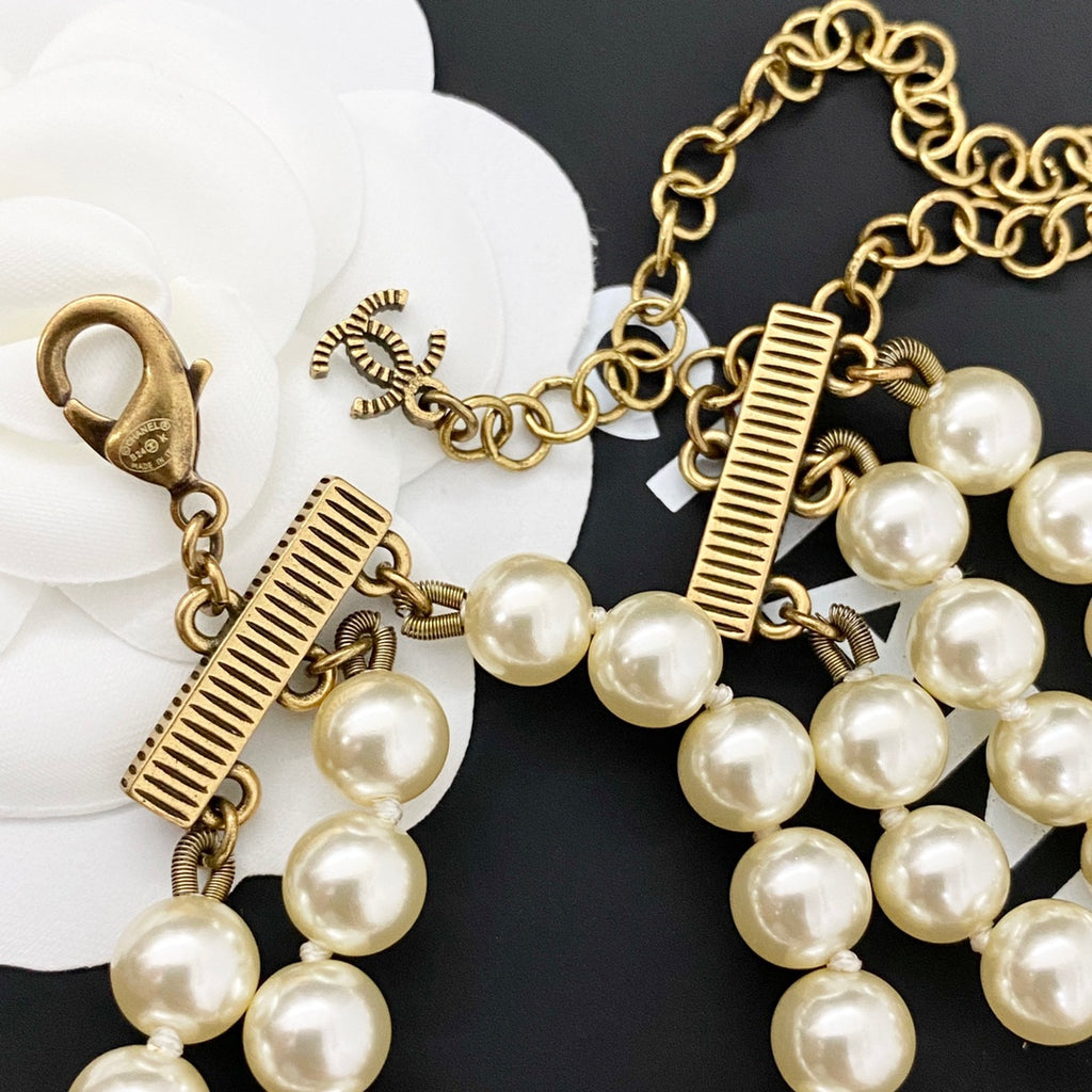 CHANEL Pearl Mother-of-Pearl Double-C Necklace