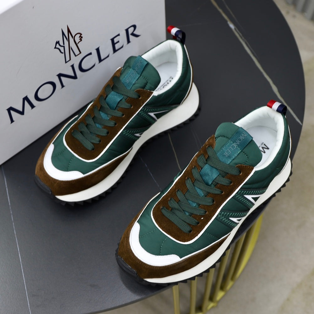 Moncler Men's Sneakers - Style 425638