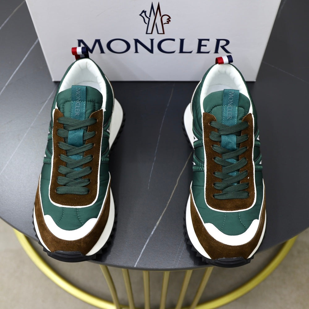 Moncler Men's Sneakers - Style 425638