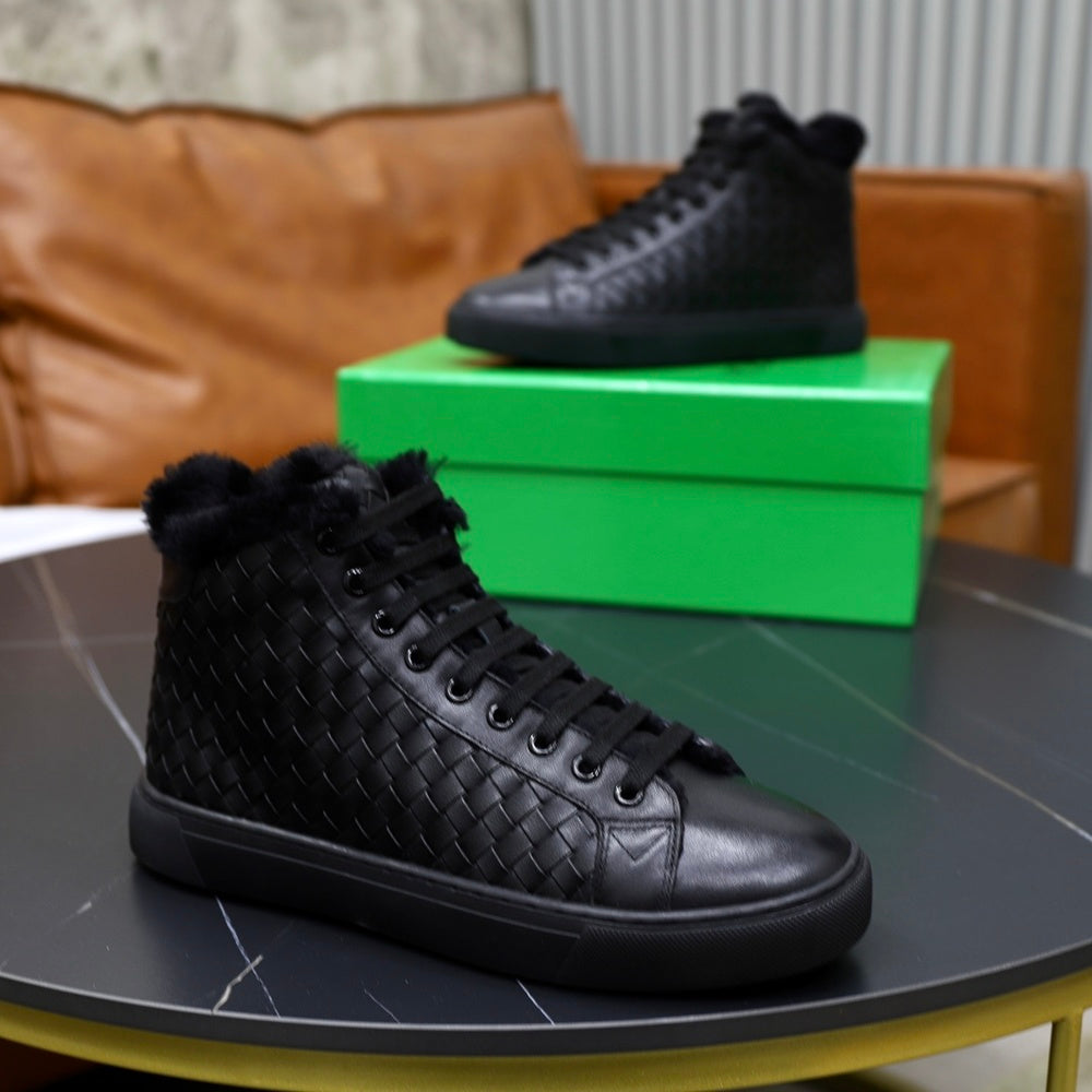 Bottega Veneta Men's Boots - Style 425644