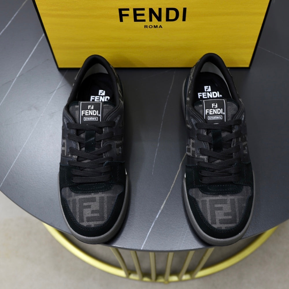 Fendi Unisex Sneakers - Style 428824