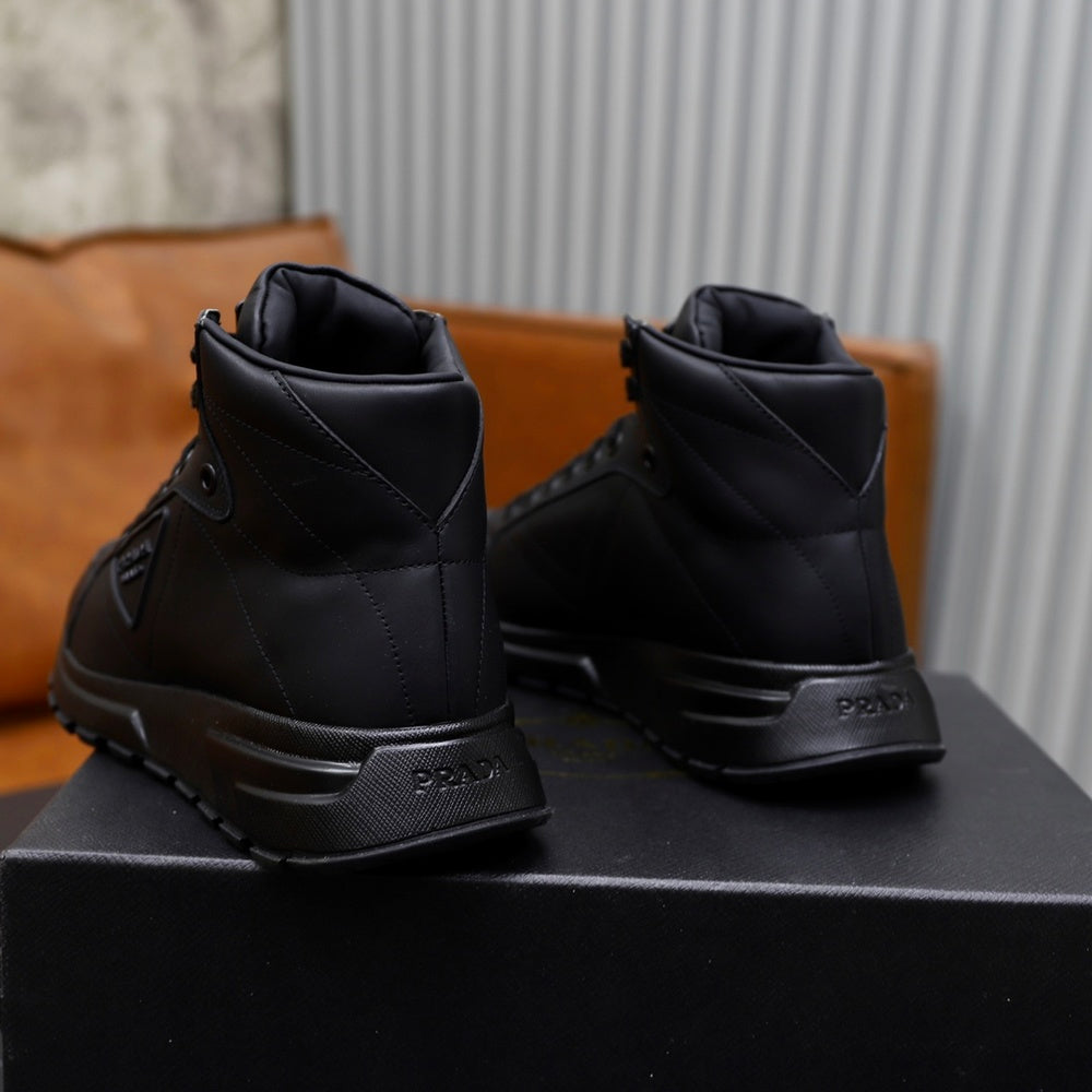 Prada Men's Boots - Style 425841