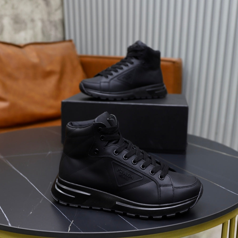 Prada Men's Boots - Style 425841